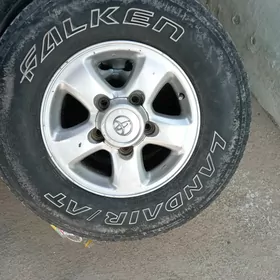 Teker 275/70/R 16
