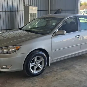 Toyota Camry 2005