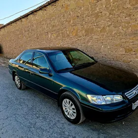 Toyota Camry 1998