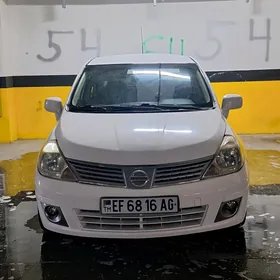 Nissan Versa 2010