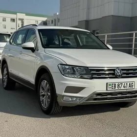 Volkswagen Tiguan 2021