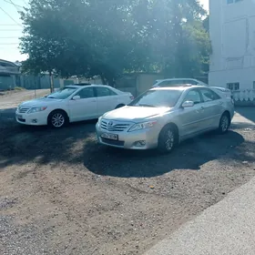 Toyota Camry 2010