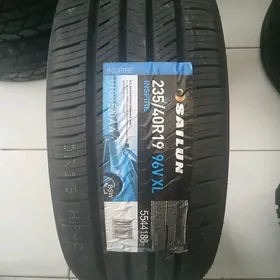 235/40/19saYlun vetnam 2025Y