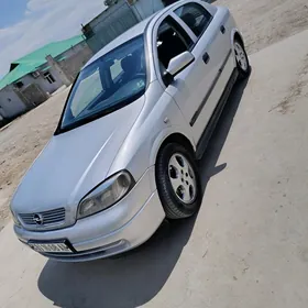 Opel Astra 2001