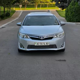 Toyota Camry 2013