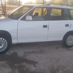 Opel Astra 1993