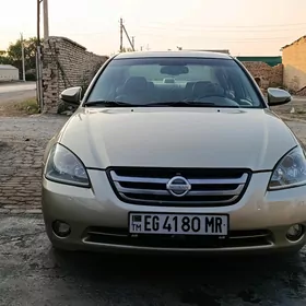Nissan Altima 2003