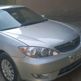 Toyota Camry 2004