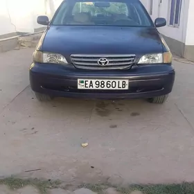Toyota Corona 1997