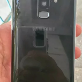 S9+