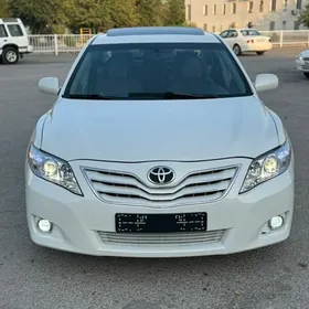 Toyota Camry 2011