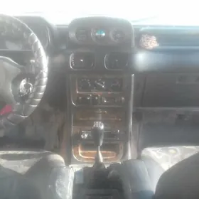 Hyundai Galloper 2001