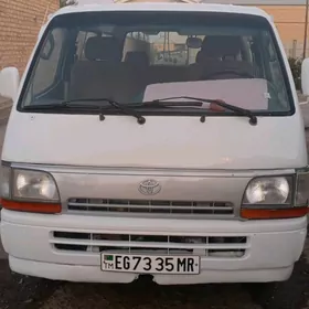 Toyota Hiace 1995