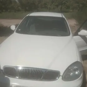 Daewoo Leganza 2002
