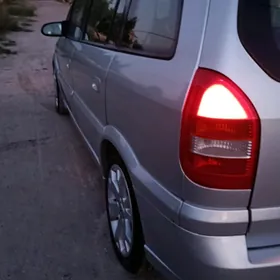 Opel Zafira 2003