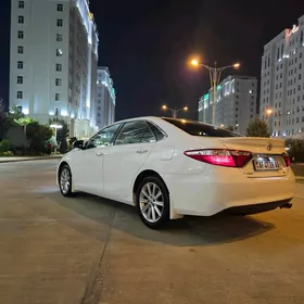 Toyota Camry 2016