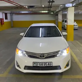 Toyota Camry 2013