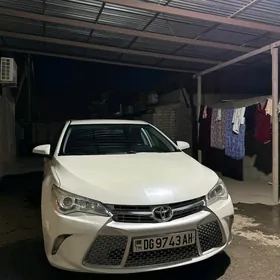 Toyota Camry 2017