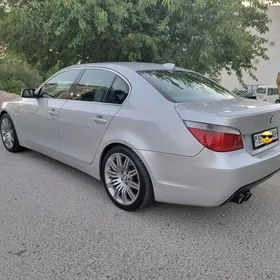 BMW E60 2004