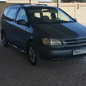 Toyota Sienna 2000