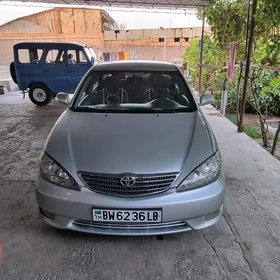 Toyota Camry 2003