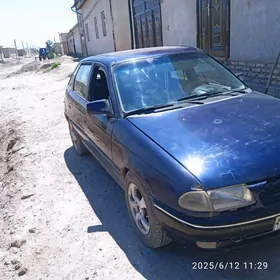 Opel Antara 1992