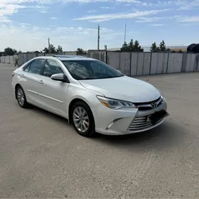 Toyota Camry 2016