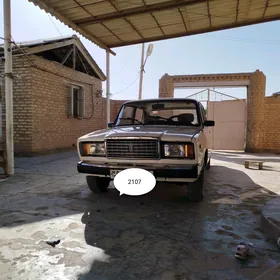 Lada 2107 2004