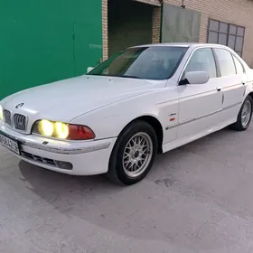 BMW E39 1998