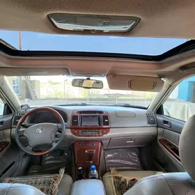 Toyota Camry 2005