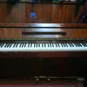 Pianino