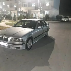 BMW 325 1991