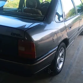 Opel Vectra 1989