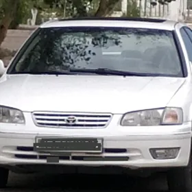 Toyota Camry 2000