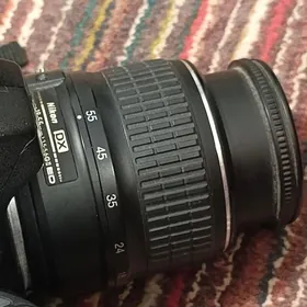 Nikon D70s