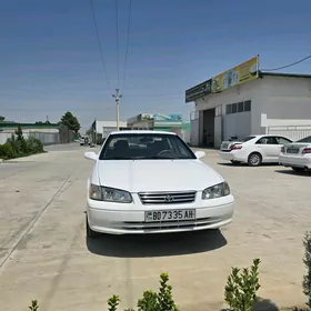 Toyota Camry 2001