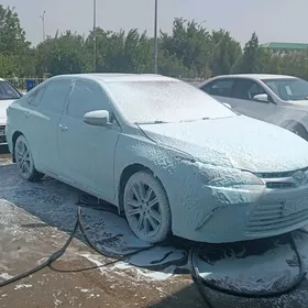 Toyota Camry 2016