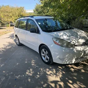 Toyota Sienna 2008