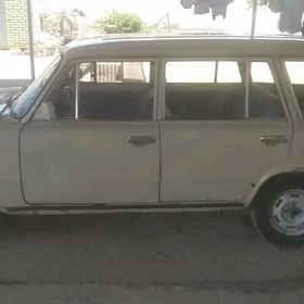 Lada 2102 1982