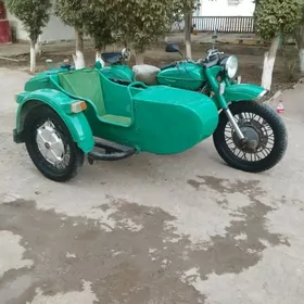 Ural 4320 1982