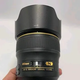 nikon 35 1.4.