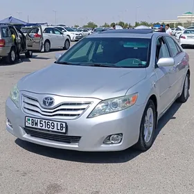 Toyota Camry 2010