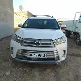 Toyota Highlander 2018