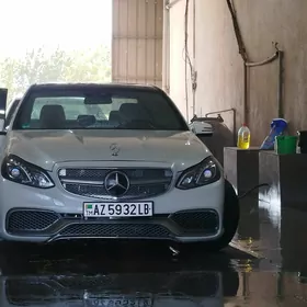Mercedes-Benz 400E 2009