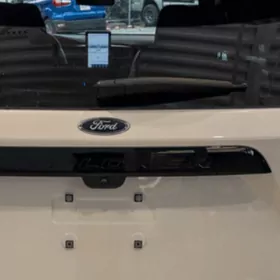 ford explorer 2021