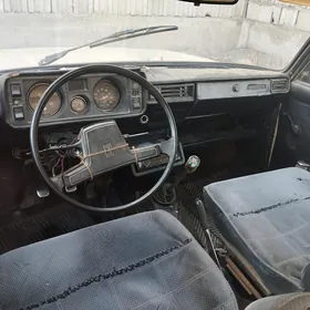 Lada 2105 1986