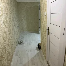 6мкр. 1в2ком 3этаж