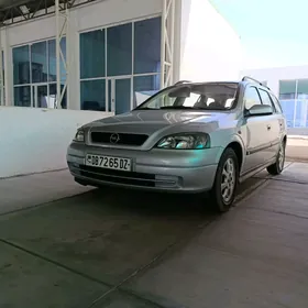 Opel Astra 2004