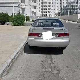 Toyota Camry 2001