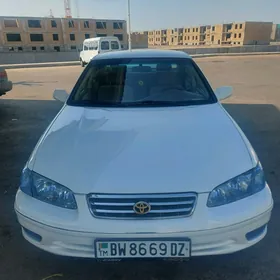 Toyota Camry 1997